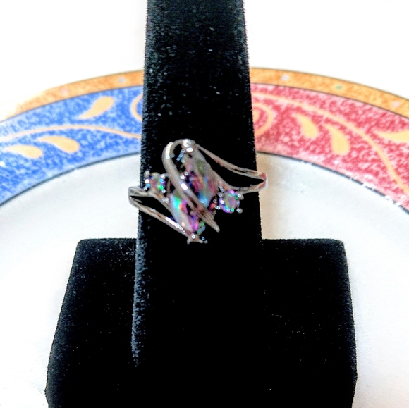 2/$30 🌸 Marquise cut topaz ring - Picture 6 of 13